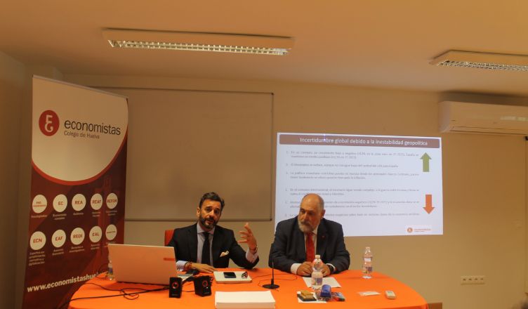 La Universidad Loyola presenta el informe de los datos económicos de Huelva del segundo semestre de 2023