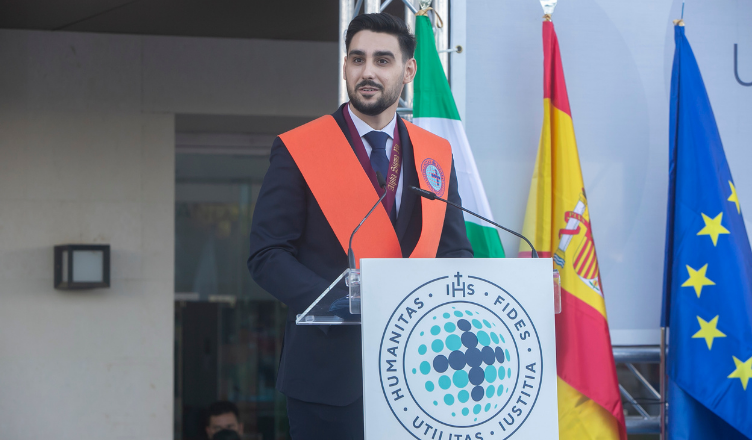 Jesús de la Torre, alumni de Loyola, segundo mejor expediente de España del Grado en Relaciones Internacionales