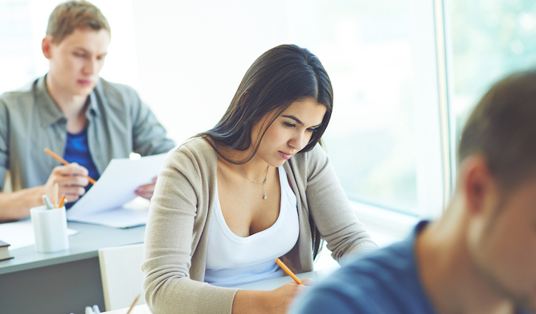 El alumnado tendrá este año más opciones de respuesta para los exámenes de la PEVAU