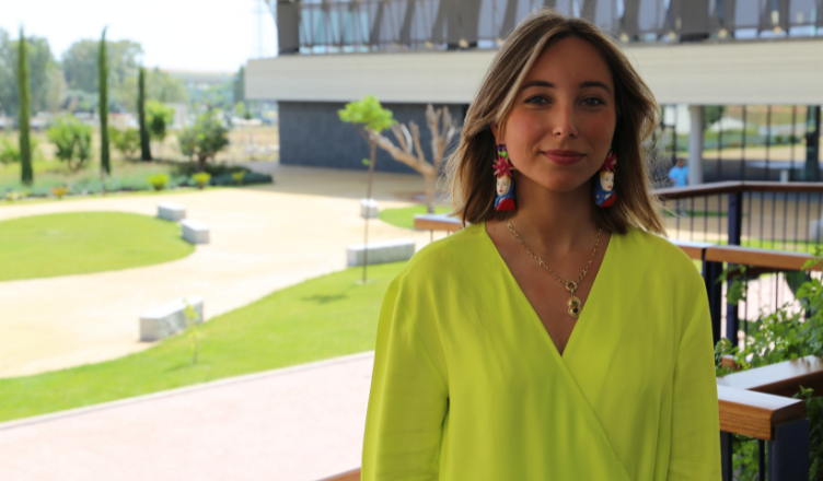 Carmen Llopis: "Hemos podido aprender de profesionales del mundo digital elaborando proyectos reales con tecnología de vanguardia"