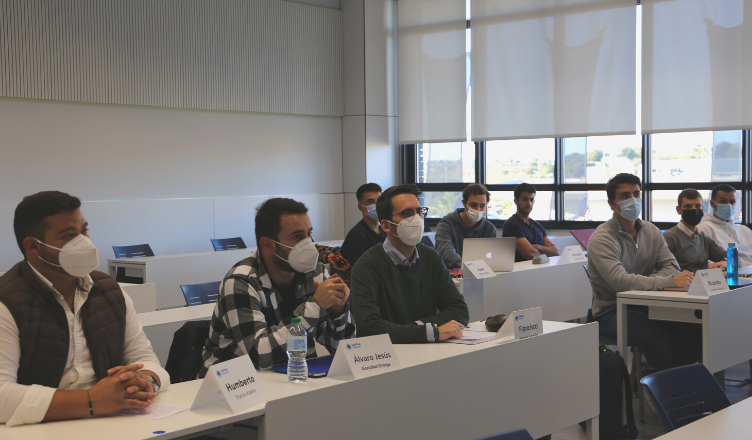 estudiantes mim negocios digitales