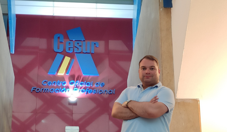 Guillermo Barrera, alumni del Máster en Formación del Profesorado: "La orientación y formación de Loyola son marcas propias que no son fácilmente comparables a otros programas"