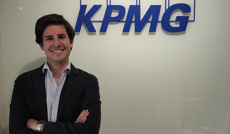 “El máster te prepara tanto a nivel técnico como humano para afrontar los retos que te encuentras en la vida empresarial”