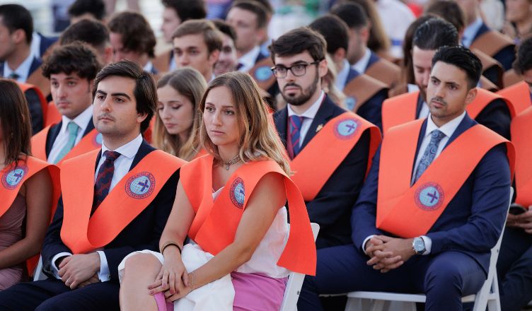 Más de 500 estudiantes se gradúan en los campus de Córdoba y Sevilla