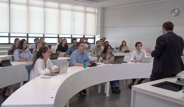 La Universidad Loyola podrá conceder hasta 400 Premios a la Excelencia para estudiar un máster