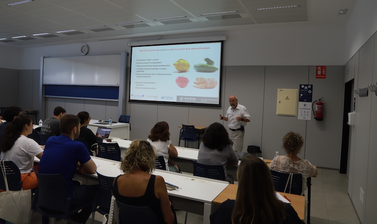 El campus de Córdoba acoge una jornada de sensibilización sobre el desperdicio alimentario 