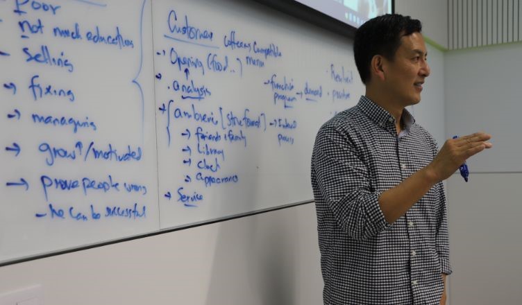 “Una de las claves de éxito es tener mentalidad emprendedora, que incluye ser proactivo, innovador, resiliente y con voluntad de aprender”