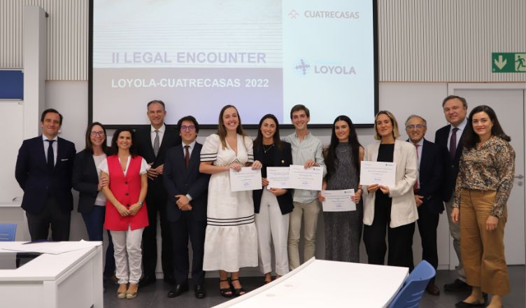 Cuatrecasas reconoce el talento en el ámbito jurídico con la entrega de una beca para cursar uno de los másteres del área jurídica de la Universidad Loyola