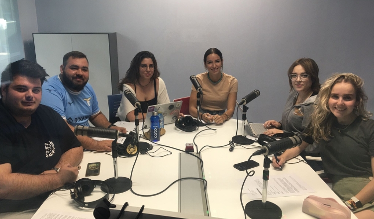 Los estudiantes de Comunicación ponen a prueba sus conocimientos en periodismo y lenguaje radiofónico elaborando un informativo real