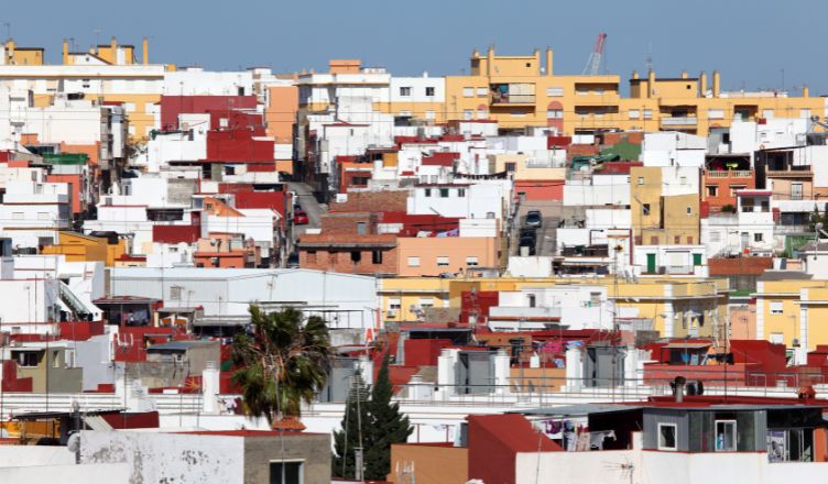 Investigadores de la Universidad Loyola analizan las desigualdades urbanas en Algeciras y Córdoba en el V Informe del Observatorio de Desigualdad de Andalucía