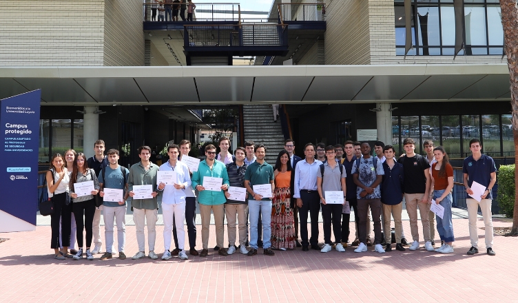 El Club de Bolsa celebra el acto de clausura de un curso muy participativo con empresas de gran nivel