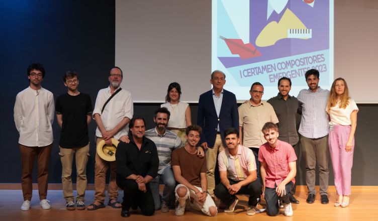 La música llena el salón de actos de la Universidad Loyola con la celebración del I Certamen Compositores Emergentes