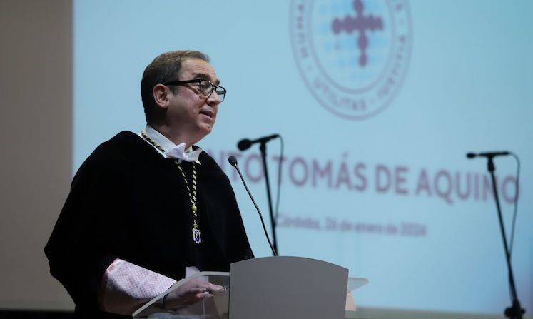 Loyola celebra Santo Tomás de Aquino recordando el importante papel de la evolución digital en su futuro