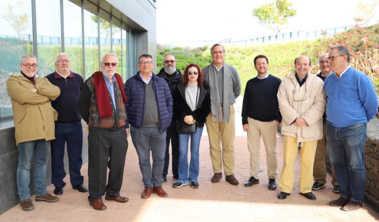 La ética de las profesiones reúne en la Universidad Loyola a representantes de UNIJES