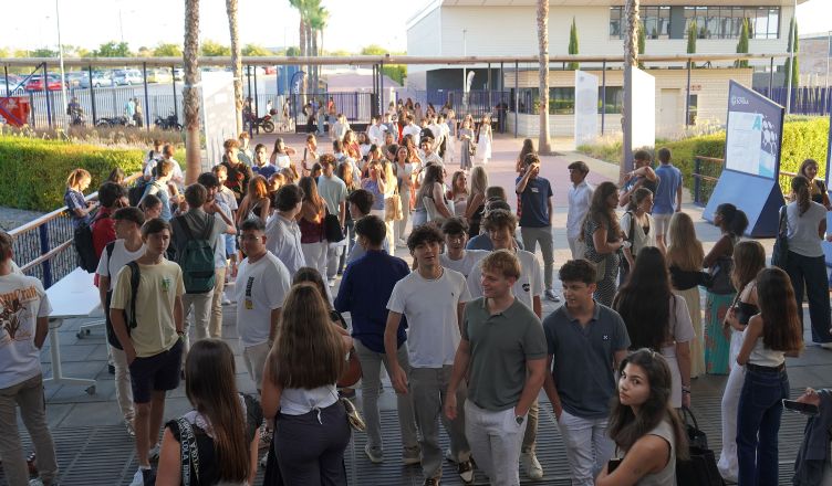 La Universidad Loyola inicia el nuevo curso con más de 1.500 nuevos estudiantes de grado