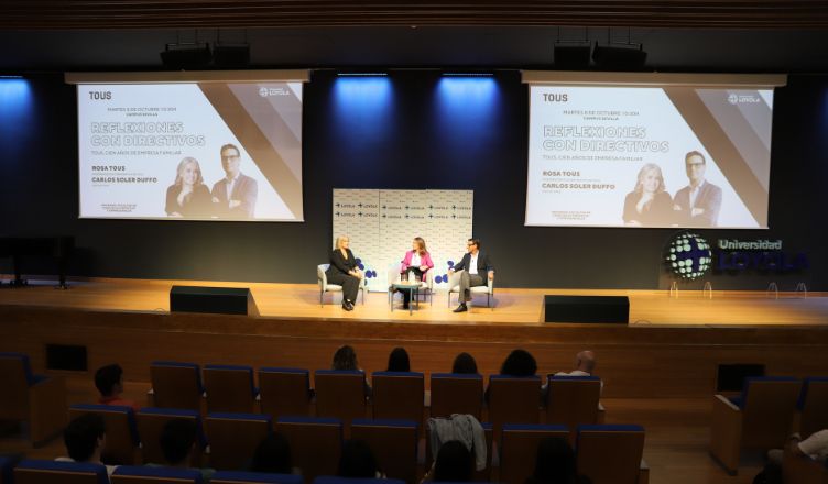"Reflexiones con Directivos: TOUS, cien años de empresa familiar" en la Universidad Loyola