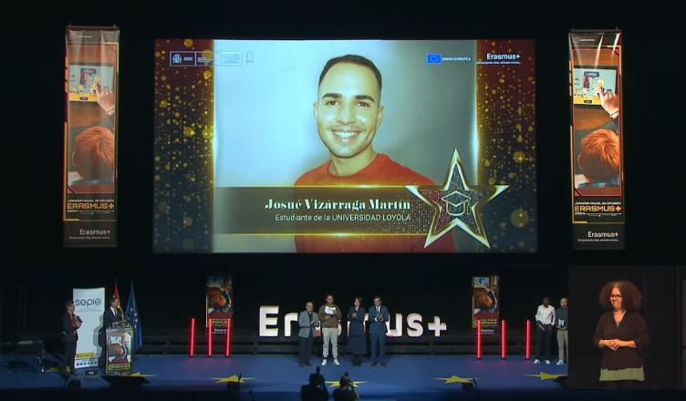 Un estudiante de la Universidad Loyola obtiene un premio de reconocimiento Erasmus 2024 en las jornadas de difusión del SEPIE