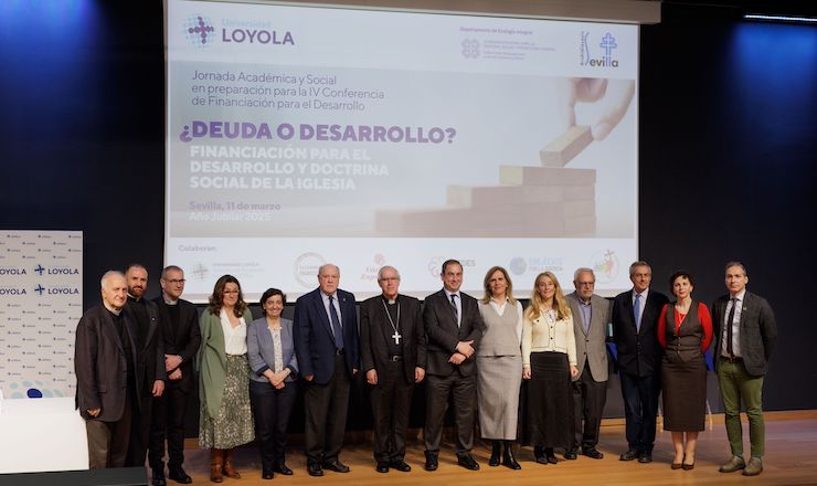 La declaración final de la jornada “¿Deuda o Desarrollo?” reclama replantear los mecanismos de la deuda para que no sean un instrumento de opresión 