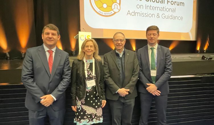 Sevilla se convierte en epicentro internacional de la educación con el Global Forum del Council of International Schools (CIS) siendo la Universidad Loyola colaboradora de estos encuentros cis5