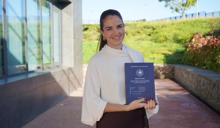 Una tesis de la Universidad Loyola aplica inteligencia artificial para detectar el sesgo informativo en los medios digitales