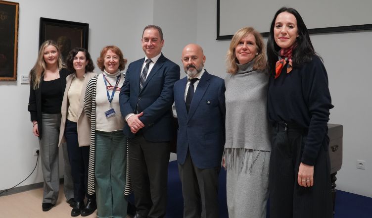 La Universidad Loyola y la Fundación Instituto Biomol refuerzan su colaboración con la inauguración de un nuevo laboratorio en la Facultad de Ciencias de la Salud