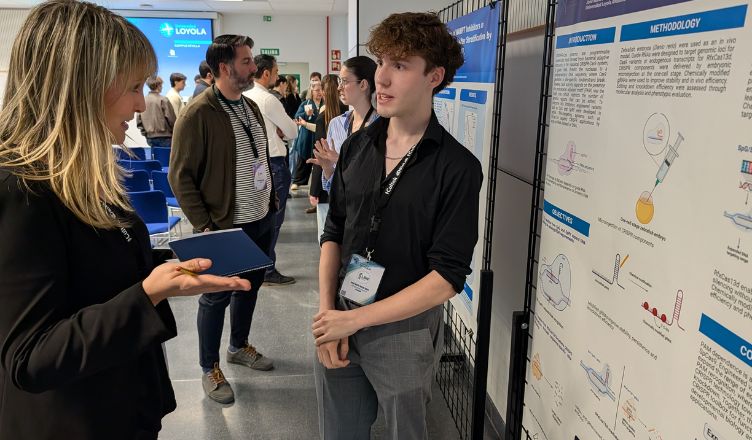 El alumnado de Biotecnología impulsa el primer congreso Loyola BioTechNext para impulsar la investigación desde el grado
