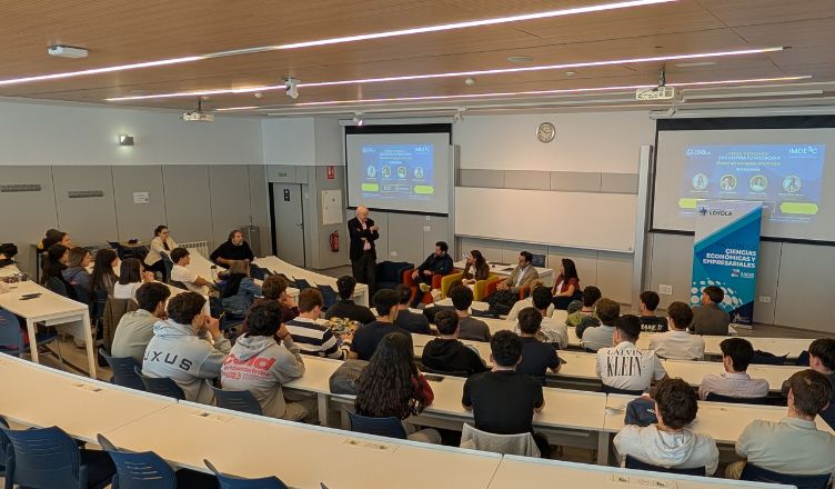 La Universidad Loyola celebra la segunda edición de “Descubre tu vocación” junto a alumni de la Facultad de Ciencias Económicas y Empresariales