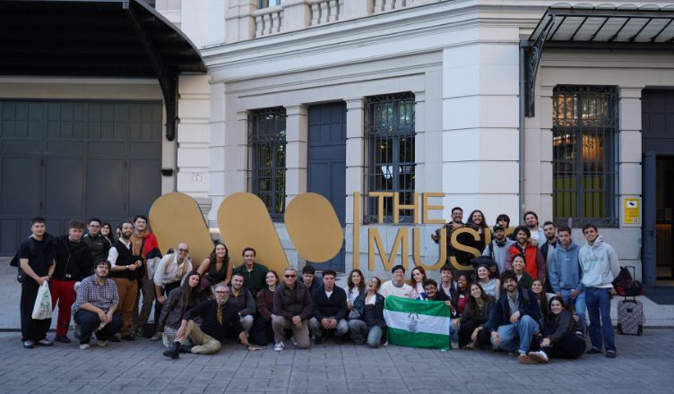 Los estudiantes de Creación y Producción Musical viven la industria desde dentro en Warner Music España
