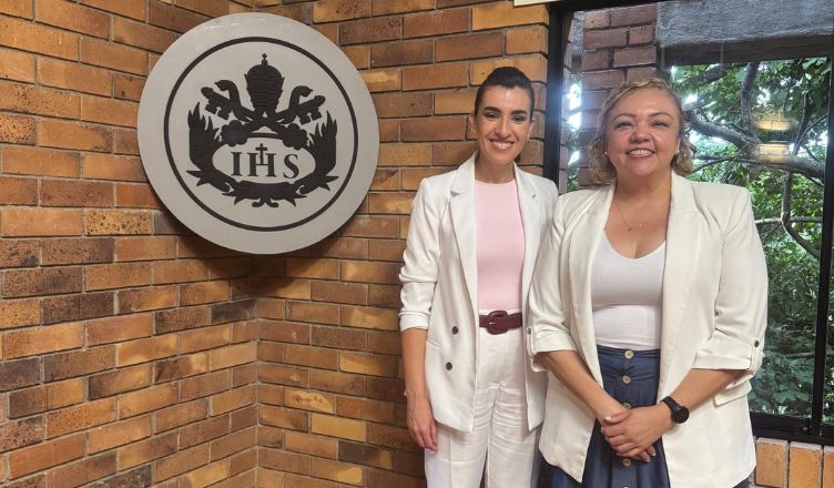 La Universidad Loyola fortalece la colaboración académica en Ciencias de la Salud, Psicología y Educación con la Pontificia Universidad Javeriana de Cali mbelen