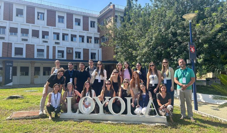 La Universidad Loyola recibe a estudiantes de Medicina de UNISINOS en la tercera edición de su programa internacional Faculty-Led