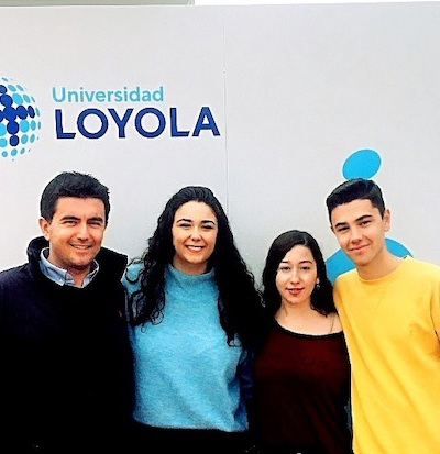 Estudiantes de la Universidad Loyola ganan el primer premio en “The Pearson Challenge 2019”